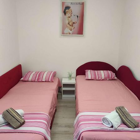 Maksim Apartments Szkopje Kültér fotó